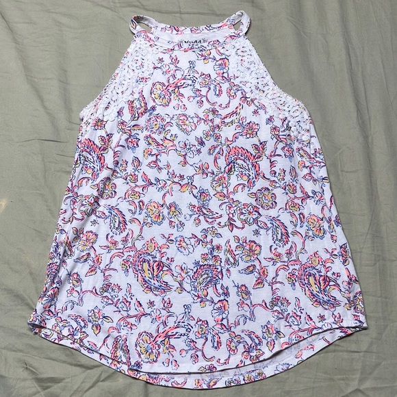 Cute Mudd top. High neck lace detail. Built in bra - Picture 1 of 4